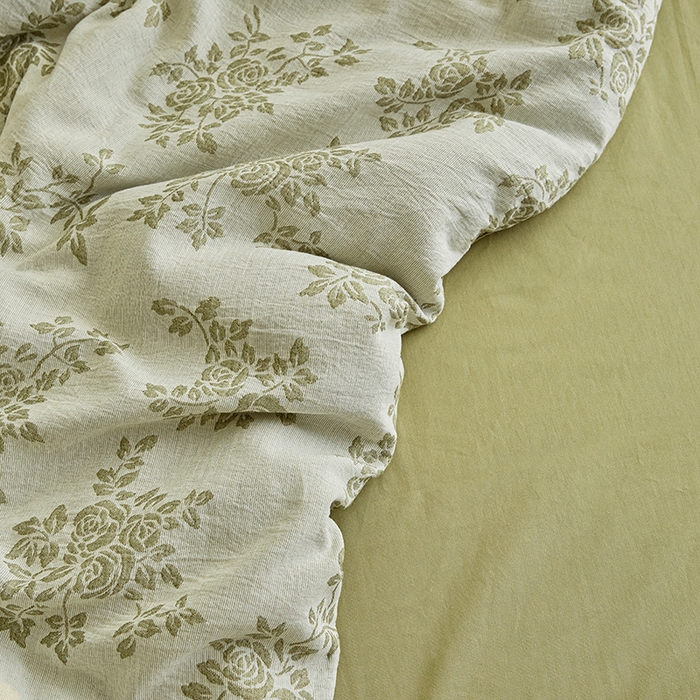 91家纺网 家纺一手货源 找家纺 2025新款全棉三层纱色织大提花四件套系列 长夏-果绿