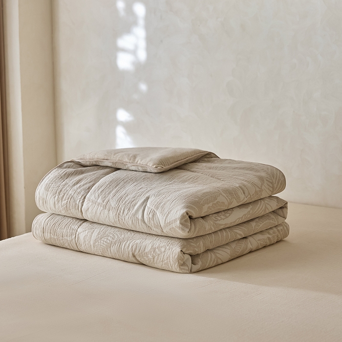 91家纺网 家纺一手货源 找家纺 2025春夏新品棉麻春秋被冬被全系列被子被芯 楼岚