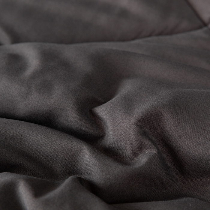 91家纺网 家纺一手货源 找家纺 2025新款美国跨境被芯四季被子 黑色