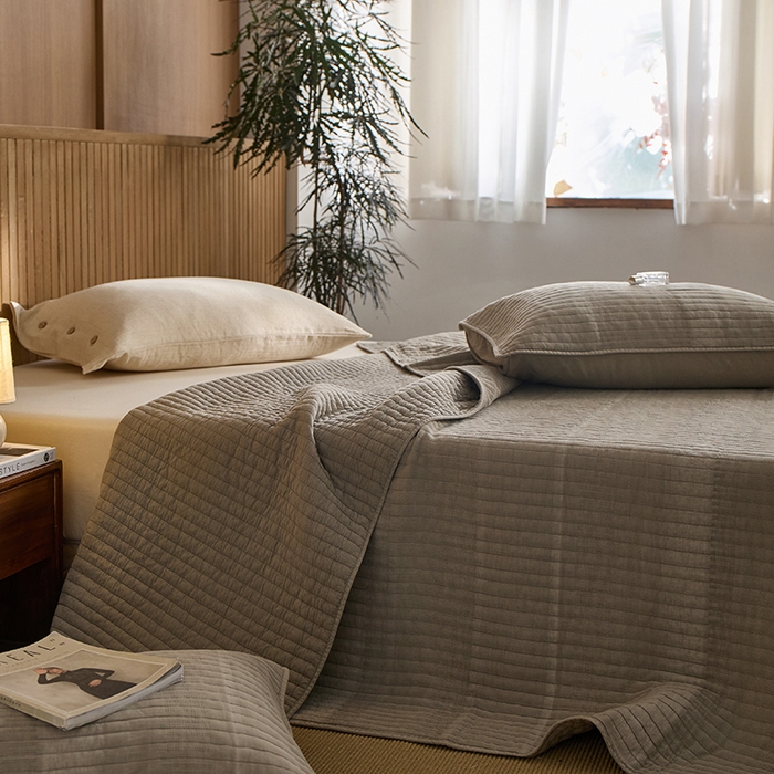 91家纺网 家纺一手货源 找家纺 2025新款全棉纱洗床盖三件套-艾伦 艾伦-米灰