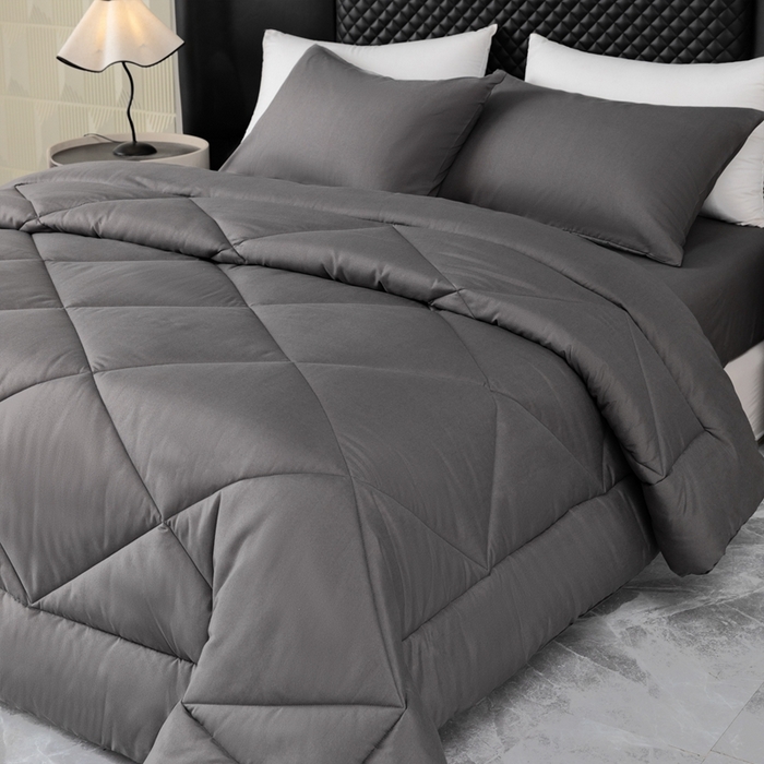 91家纺网 家纺一手货源 找家纺 2025新款美国跨境被芯四季被子三件套 灰色