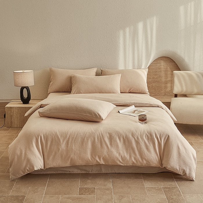 91家纺网 家纺一手货源 找家纺 2025新款全棉三层纱浮雕大提花四件套系列 春雨-小麦色