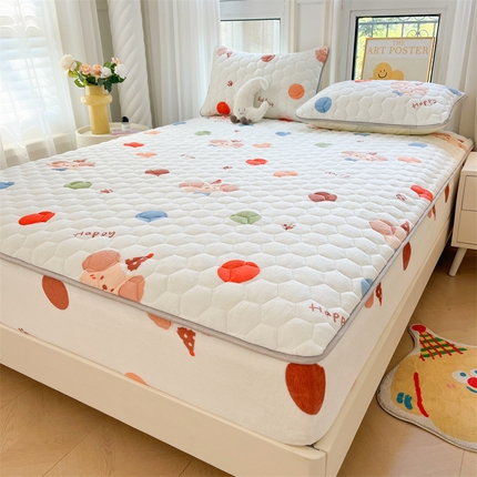 91家纺网 家纺一手货源 找家纺 （买家秀 爆款不断货）A类母婴级卡通牛奶绒床笠珊瑚绒床笠雪花绒床笠牛奶绒床罩珊瑚绒儿童牛奶绒夹棉床笠 快乐小熊