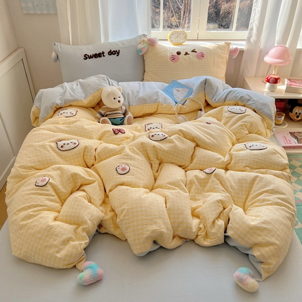 91家纺网 家纺一手货源 找家纺 （总）2025新款全棉色织水洗棉毛巾绣四件套小猫卡通三件套-毛球款