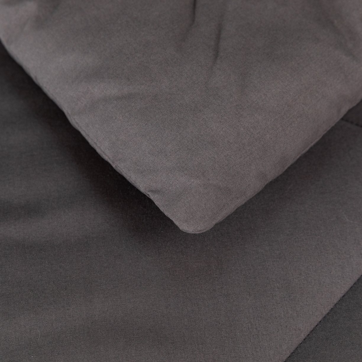 91家纺网 家纺一手货源 找家纺 2025新款磨毛单床笠单品床上用品 外贸专供可定制四件套 黑色