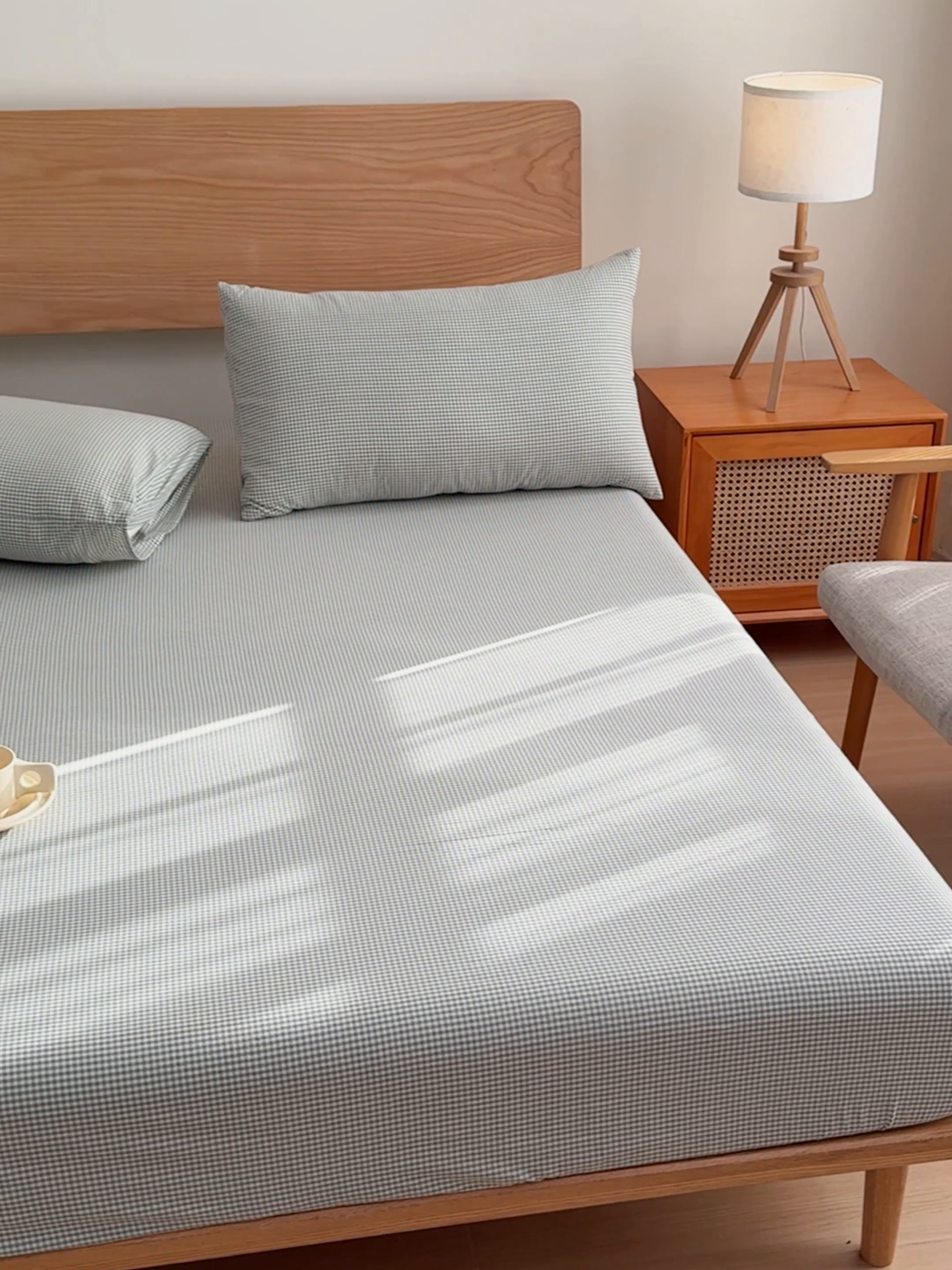 91家纺网 家纺一手货源 找家纺 2025新款简约款色织水洗棉单品床笠 糖果绿