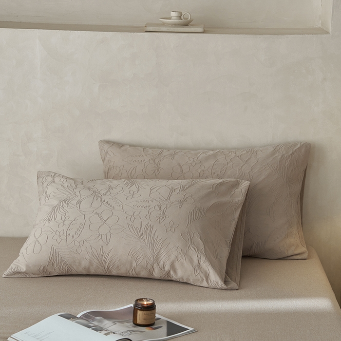 91家纺网 家纺一手货源 找家纺 2025春夏新品染色水洗大提花单品枕套 小银勾-卡其