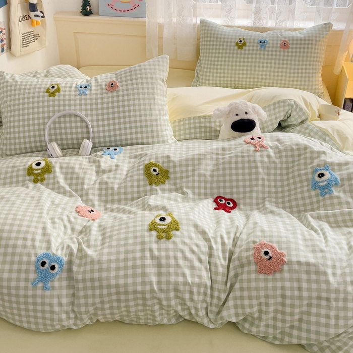 91家纺网 家纺一手货源 找家纺 梦之岛 2025新款多巴胺ins云朵棉小怪兽可爱毛巾绣四件套 格子小怪兽-黄绿