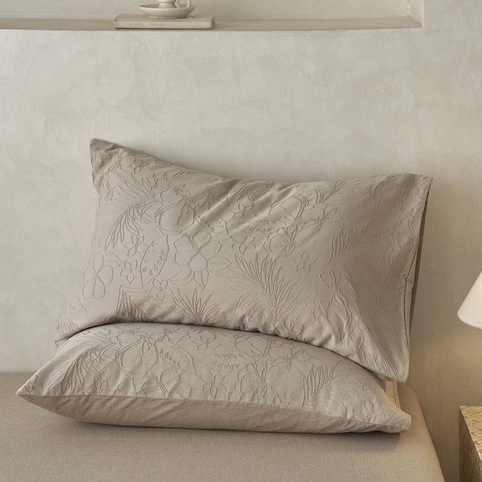 91家纺网 家纺一手货源 找家纺 2025春夏新品染色水洗大提花单品枕套 小银勾-卡其