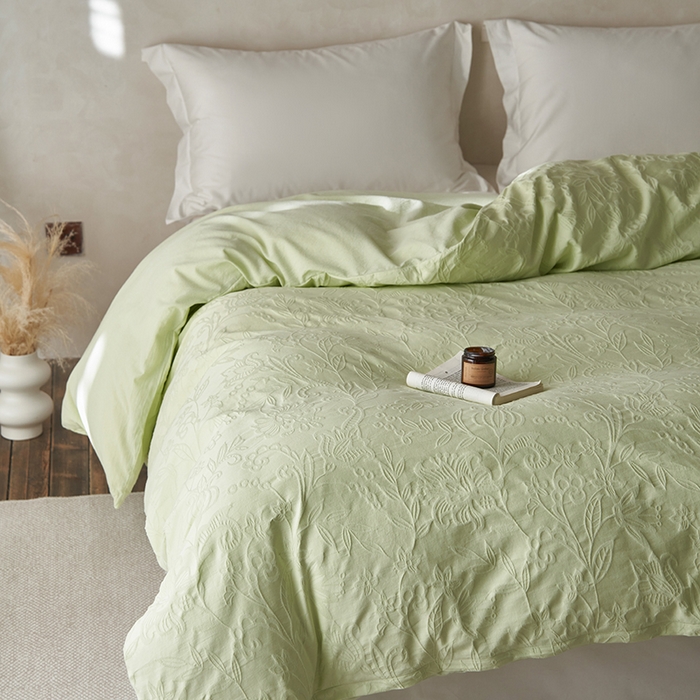 91家纺网 家纺一手货源 找家纺 2025春夏新品染色水洗大提花单品被套 染黛-嫩绿