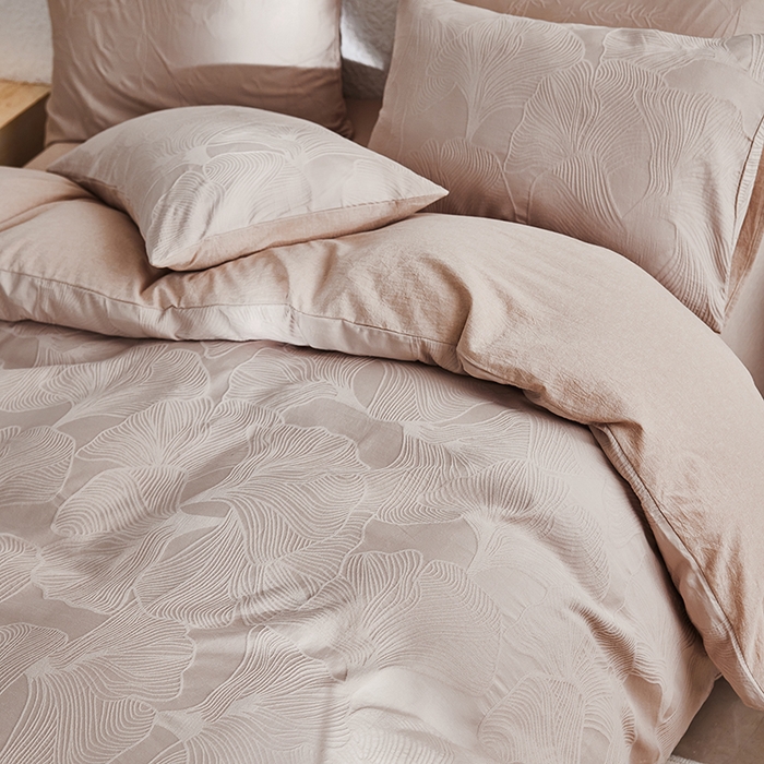 91家纺网 家纺一手货源 找家纺 2025春夏新品染色水洗大提花四件套 叶语-卡其