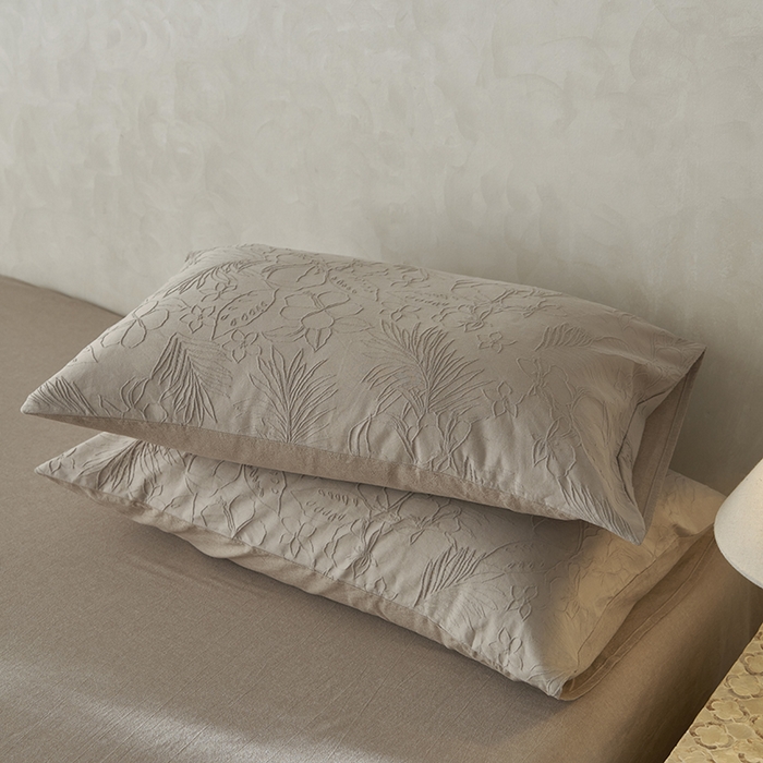 91家纺网 家纺一手货源 找家纺 2025春夏新品染色水洗大提花单品枕套 小银勾-卡其