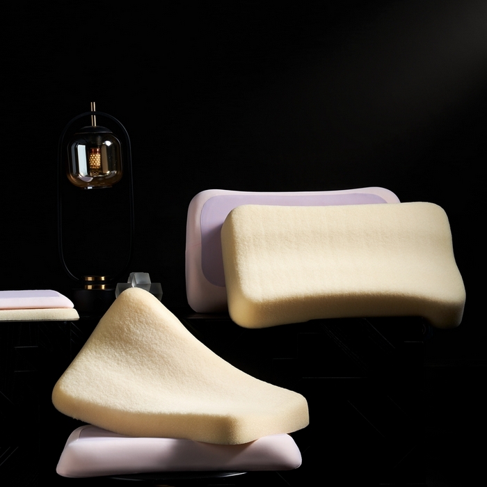 91家纺网 家纺一手货源 找家纺 （总）中胶硅胶 2025新款护肩颈骨形枕 硅胶枕