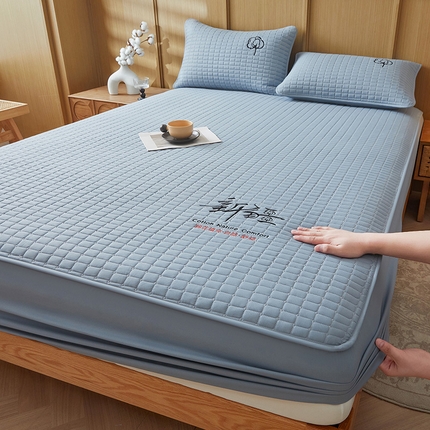 91家纺网 家纺一手货源 找家纺 居眠 2025新款A类新疆棉花刺绣床笠 棉花雾蓝