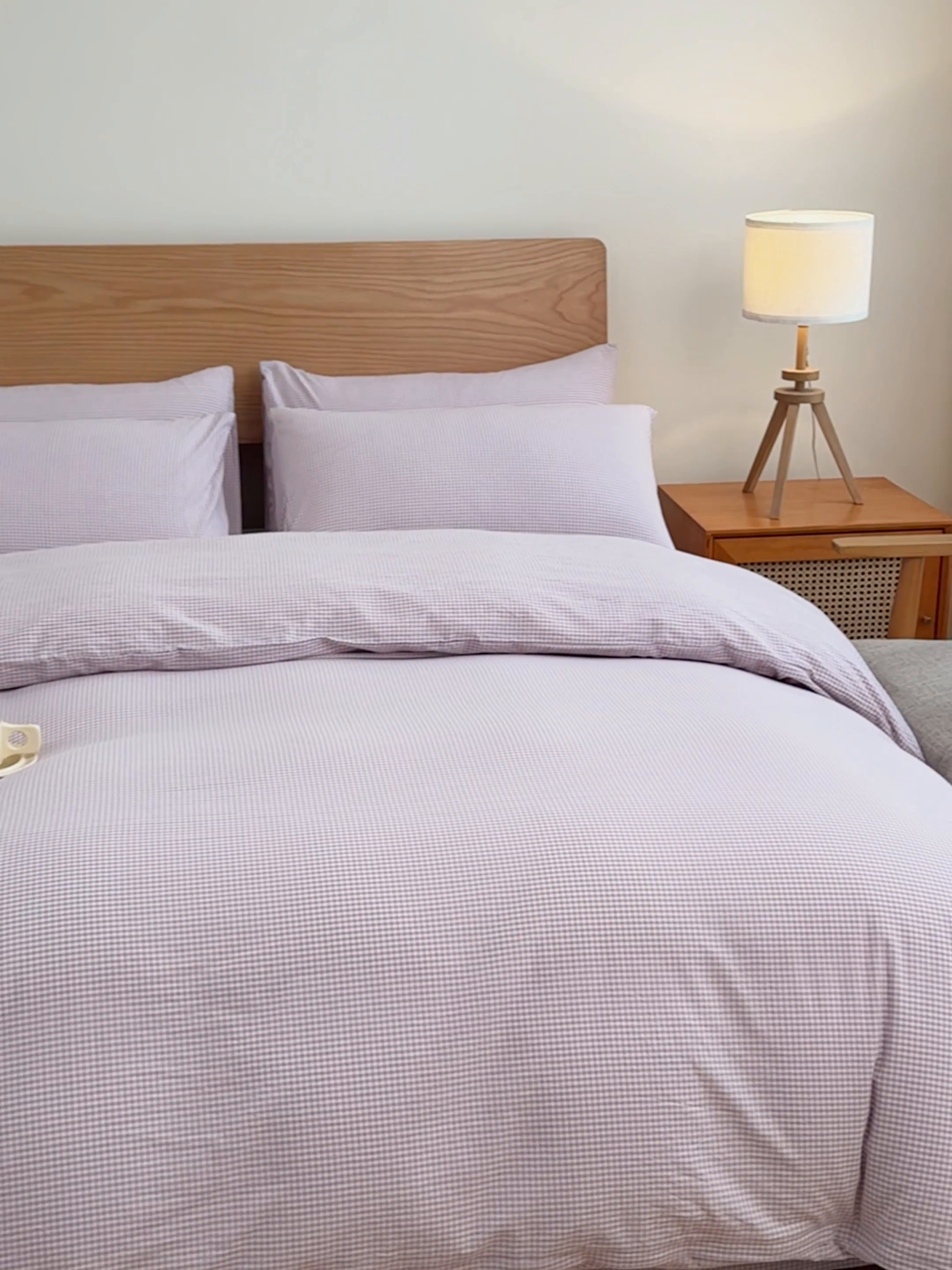 91家纺网 家纺一手货源 找家纺 2025新款简约款色织水洗棉单品被套 糖果紫