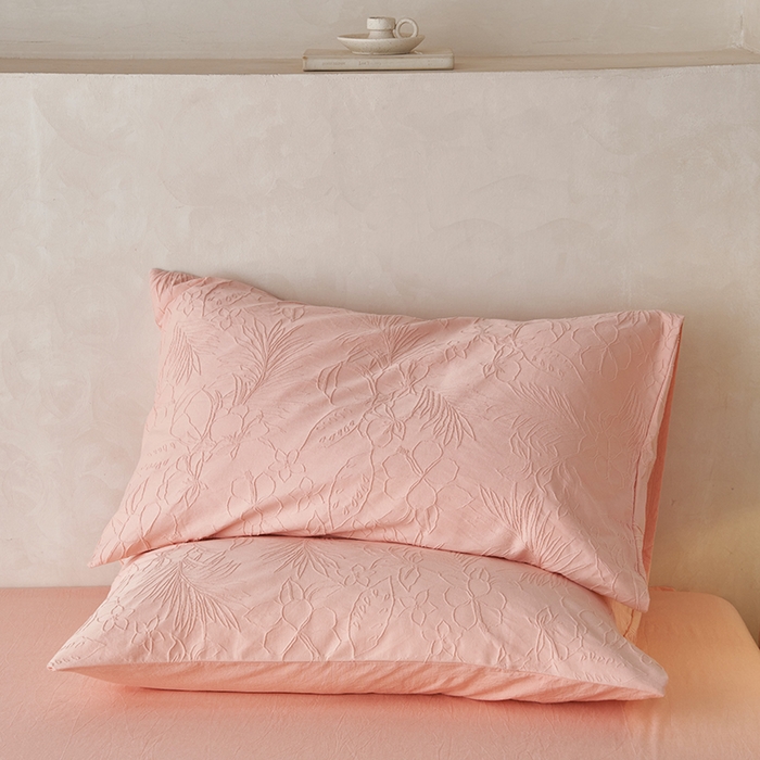 91家纺网 家纺一手货源 找家纺 2025春夏新品染色水洗大提花单品枕套 小银勾-嫩粉