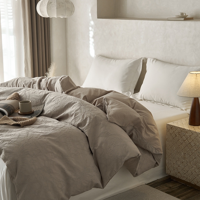 91家纺网 家纺一手货源 找家纺 2025春夏新品染色水洗大提花单品被套 小银勾-卡其