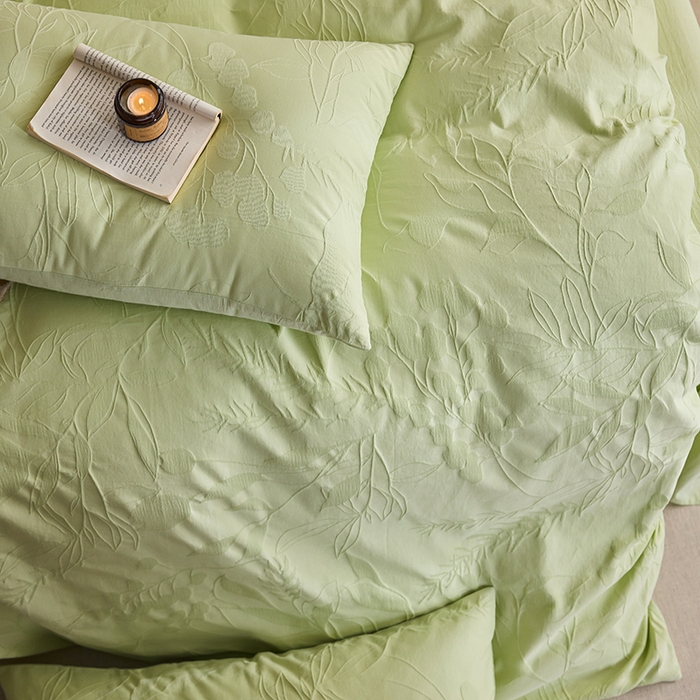 91家纺网 家纺一手货源 找家纺 2025春夏新品染色水洗大提花四件套 叶影-嫩绿