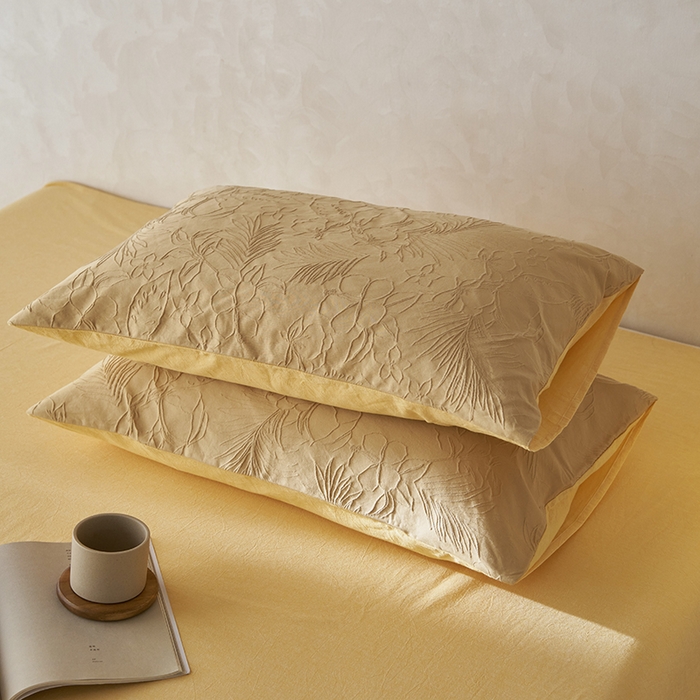 91家纺网 家纺一手货源 找家纺 2025春夏新品染色水洗大提花单品枕套 小银勾-驼黄