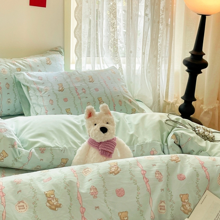 91家纺网 家纺一手货源 找家纺 雨帆家纺 2025新款水洗棉印花四件套 蛋糕熊绿