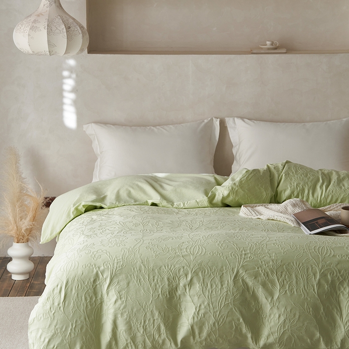 91家纺网 家纺一手货源 找家纺 2025春夏新品染色水洗大提花单品被套 染黛-嫩绿