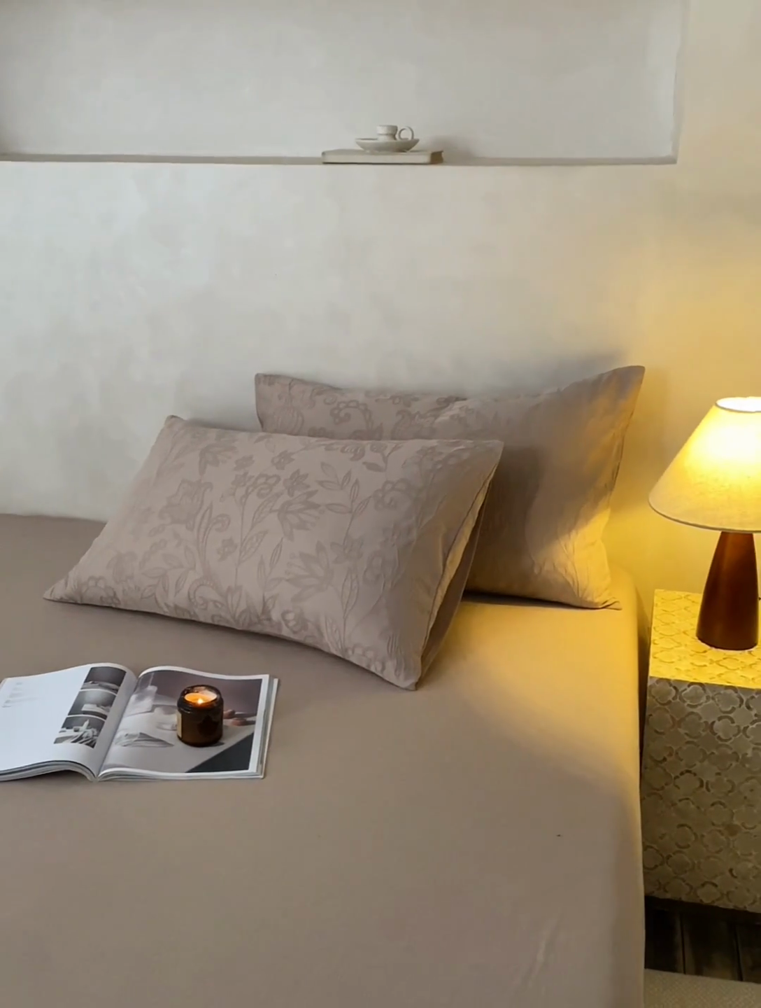 91家纺网 家纺一手货源 找家纺 2025春夏新品染色水洗大提花单品枕套 染黛-卡其