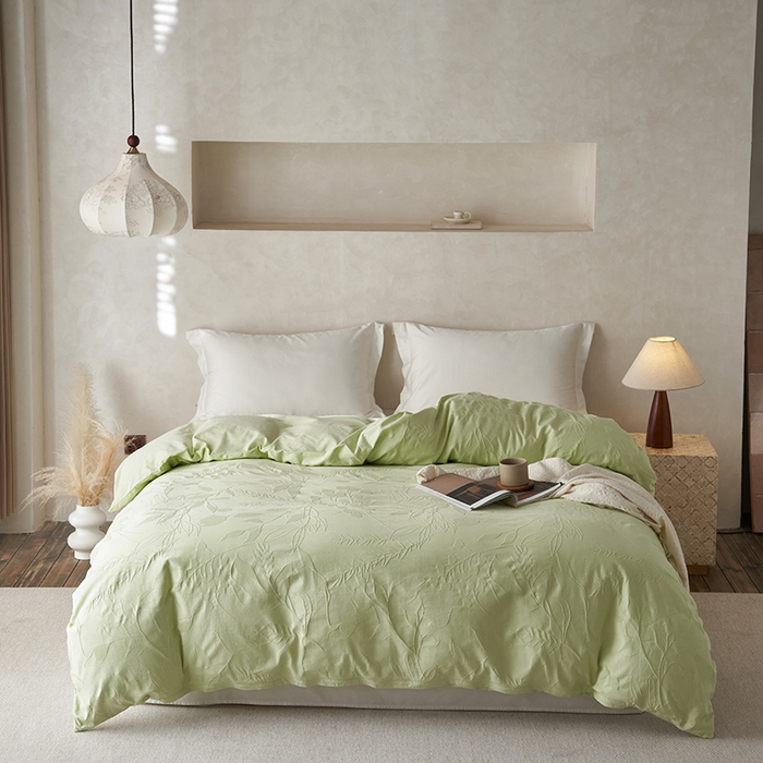 91家纺网 家纺一手货源 找家纺 2025春夏新品染色水洗大提花单品被套 叶影-嫩绿