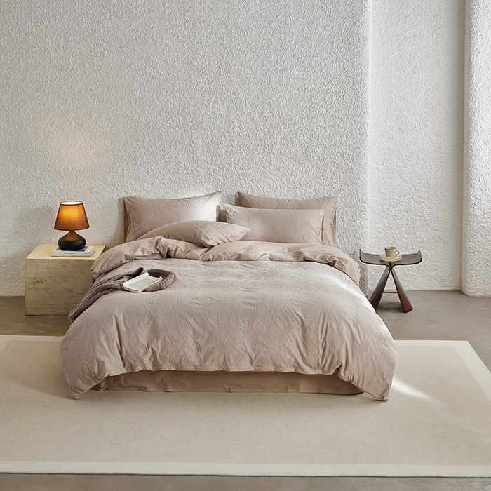 91家纺网 家纺一手货源 找家纺 2025春夏新品染色水洗大提花四件套 小银勾-卡其