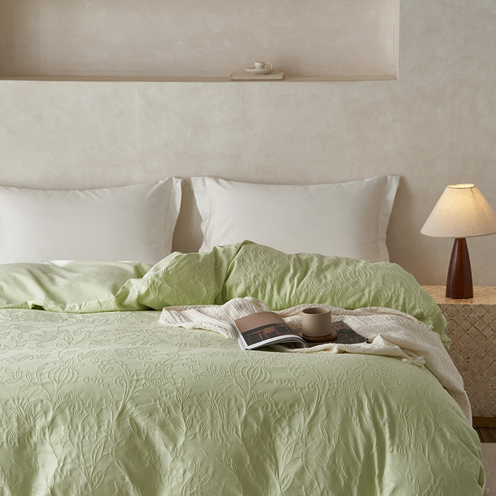 91家纺网 家纺一手货源 找家纺 2025春夏新品染色水洗大提花单品被套 染黛-嫩绿