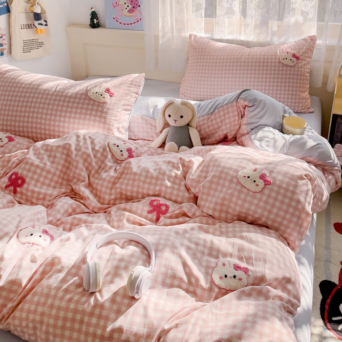 91家纺网 家纺一手货源 找家纺 （总）梦之岛 2025云朵棉ins格子小兔可爱毛巾绣四件套