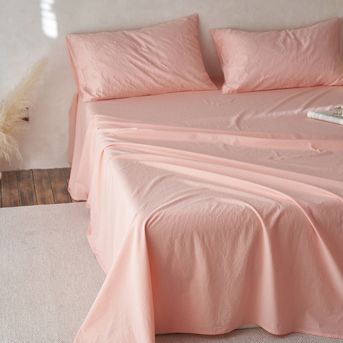 91家纺网 家纺一手货源 找家纺 2025春夏新品色织大提花单品床单 嫩粉