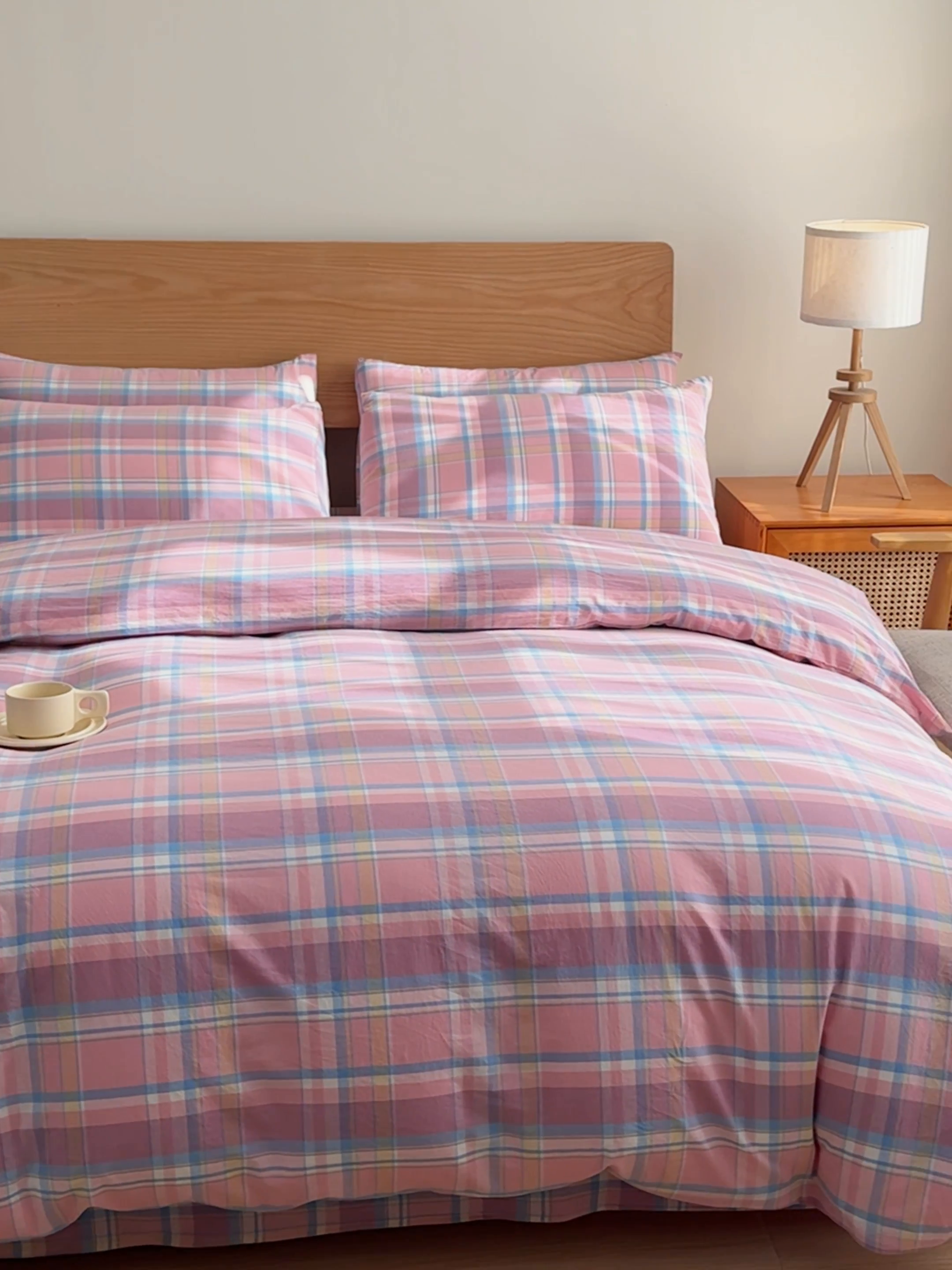 91家纺网 家纺一手货源 找家纺 2025新款简约款色织水洗棉四件套 昭华粉