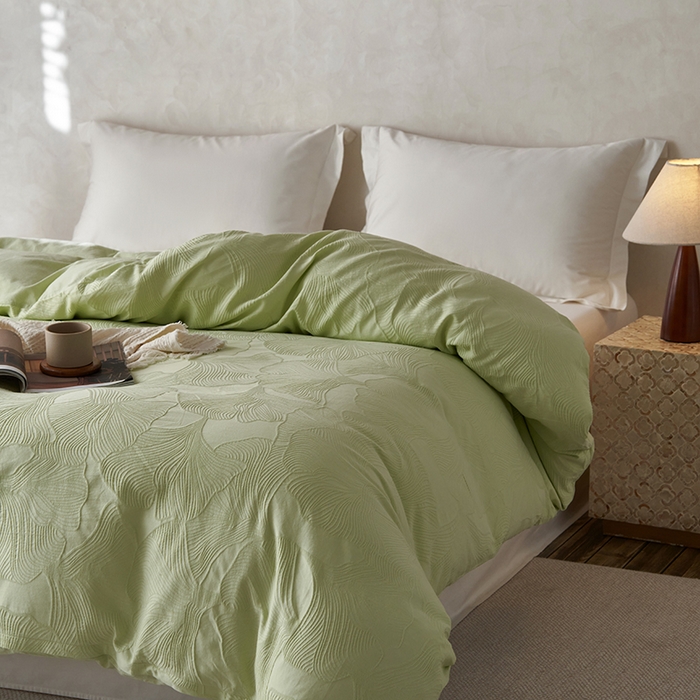 91家纺网 家纺一手货源 找家纺 2025春夏新品染色水洗大提花单品被套 叶语-嫩绿