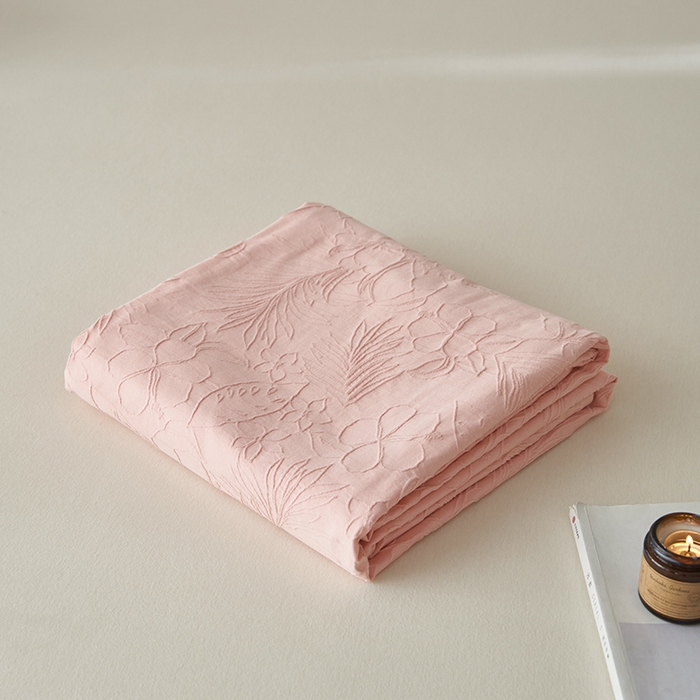 91家纺网 家纺一手货源 找家纺 2025春夏新品染色水洗大提花单品被套 小银勾-嫩粉