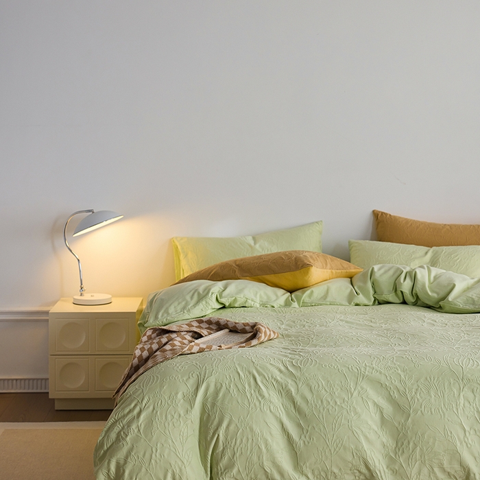 91家纺网 家纺一手货源 找家纺 2025春夏新品染色水洗大提花四件套 染黛-嫩绿