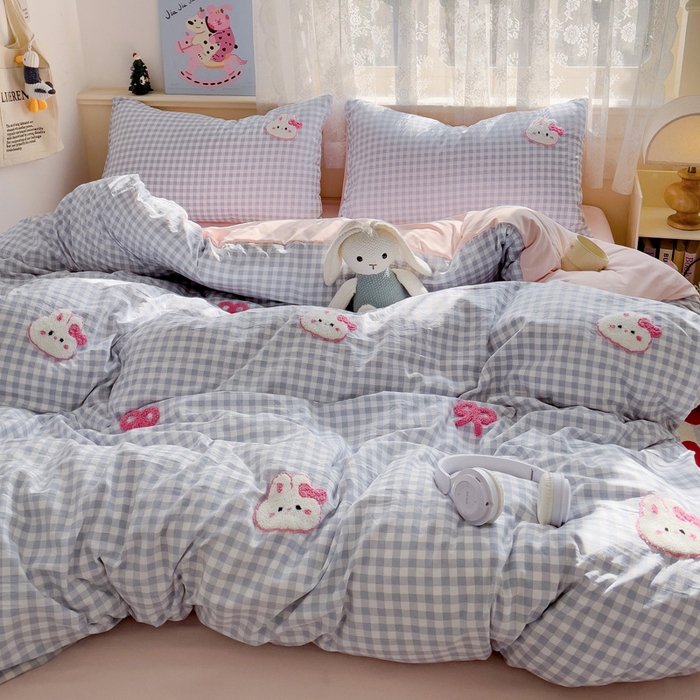 91家纺网 家纺一手货源 找家纺 梦之岛 2025云朵棉ins格子小兔可爱毛巾绣四件套 格子小兔-蓝