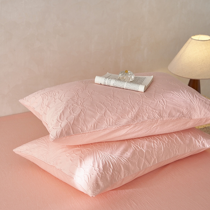 91家纺网 家纺一手货源 找家纺 2025春夏新品染色水洗大提花单品枕套 小银勾-嫩粉