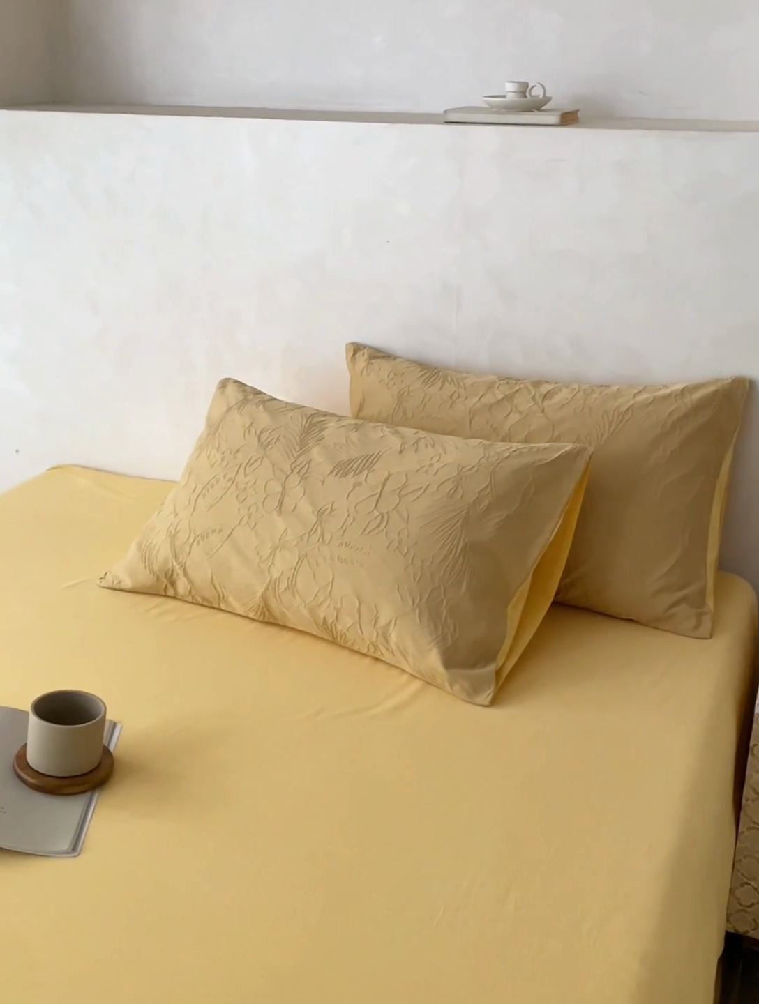 91家纺网 家纺一手货源 找家纺 2025春夏新品染色水洗大提花单品枕套 小银勾-驼黄