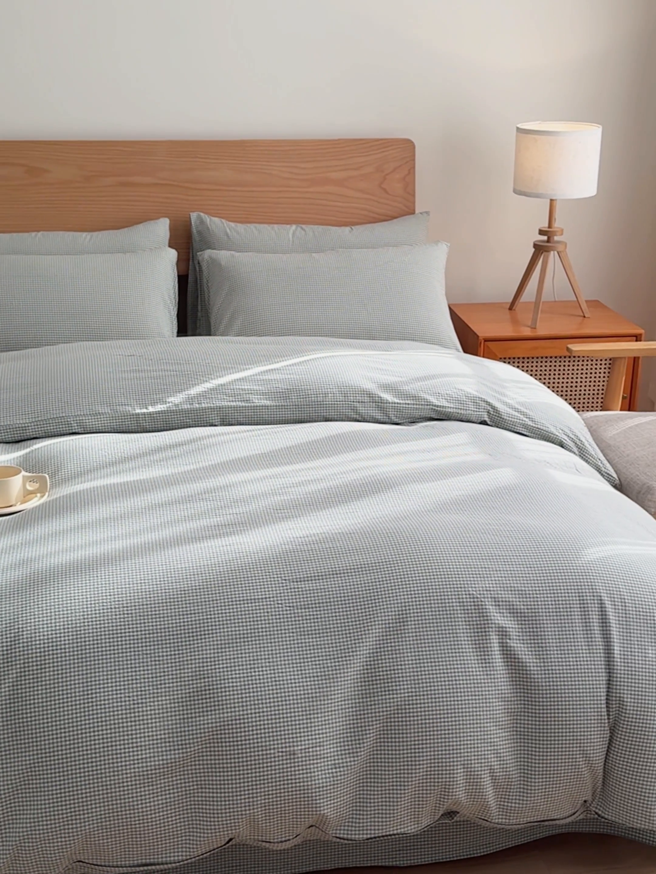 91家纺网 家纺一手货源 找家纺 2025新款简约款色织水洗棉四件套 糖果绿