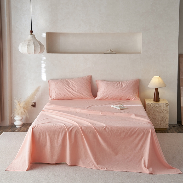 91家纺网 家纺一手货源 找家纺 2025春夏新品色织大提花单品床单 嫩粉