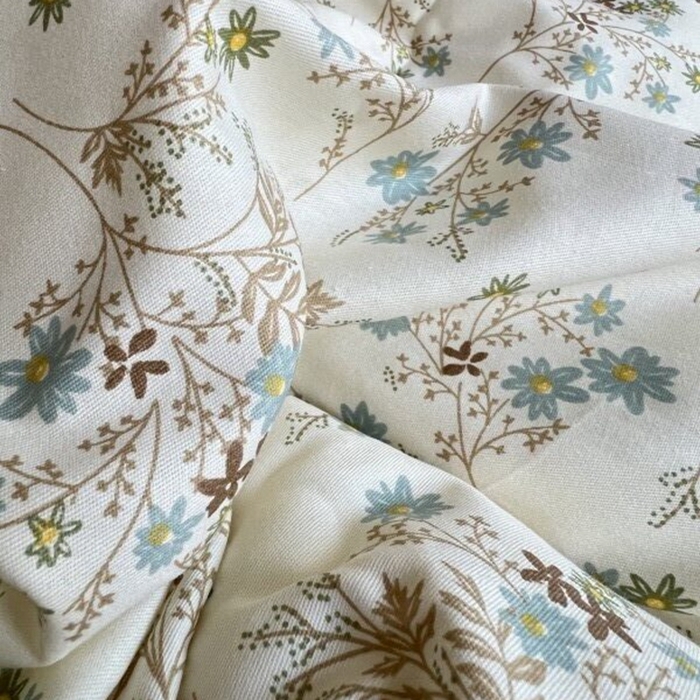 91家纺网 家纺一手货源 找家纺 棉生活家纺 2025新款全棉小清新花边款蕾丝四件套 游花间