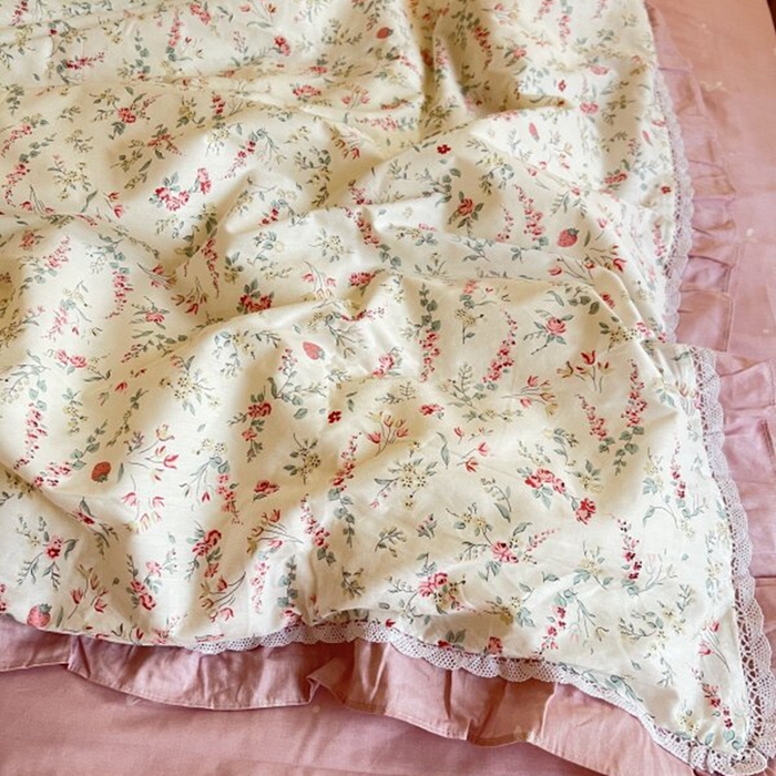 91家纺网 家纺一手货源 找家纺 棉生活家纺 2025新款全棉小清新花边款蕾丝四件套 百花园