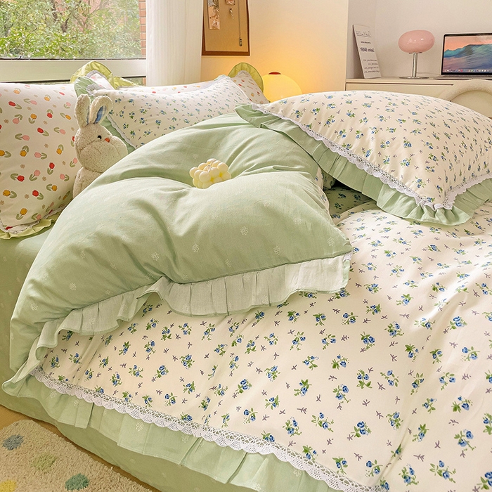 91家纺网 家纺一手货源 找家纺 棉生活家纺 2025新款全棉小清新花边款蕾丝四件套 花海小兔