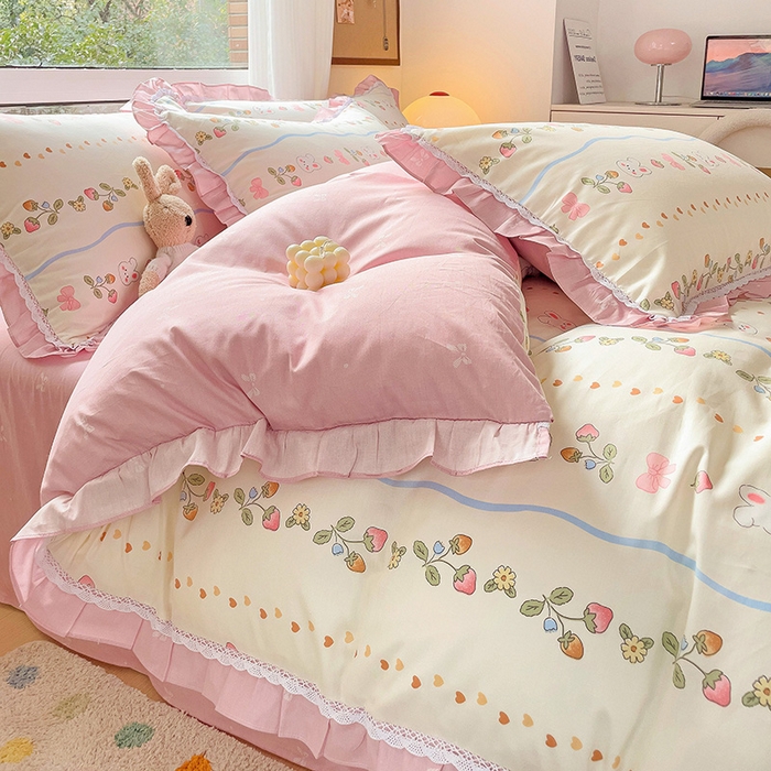 91家纺网 家纺一手货源 找家纺 棉生活家纺 2025新款全棉小清新花边款蕾丝四件套 花野兔