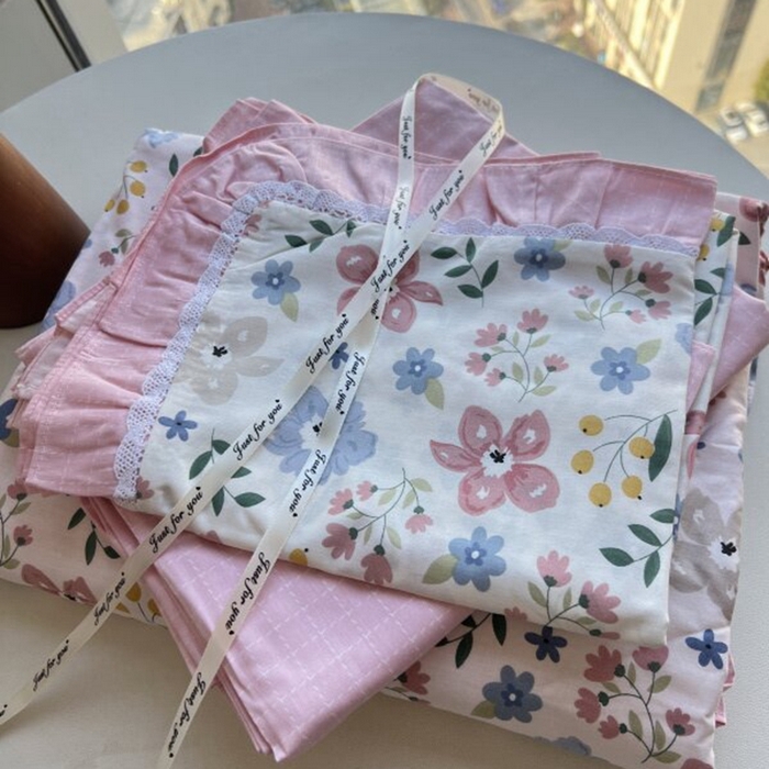 91家纺网 家纺一手货源 找家纺 棉生活家纺 2025新款全棉小清新花边款蕾丝四件套 春日田田