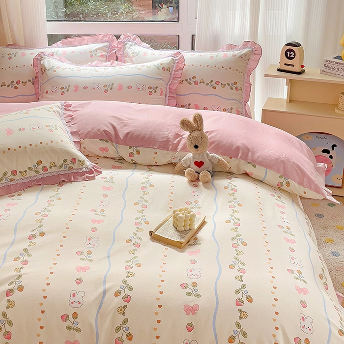 91家纺网 家纺一手货源 找家纺 棉生活家纺 2025新款全棉小清新花边款蕾丝四件套 花野兔