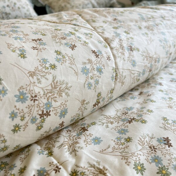 91家纺网 家纺一手货源 找家纺 棉生活家纺 2025新款全棉小清新花边款蕾丝四件套 游花间