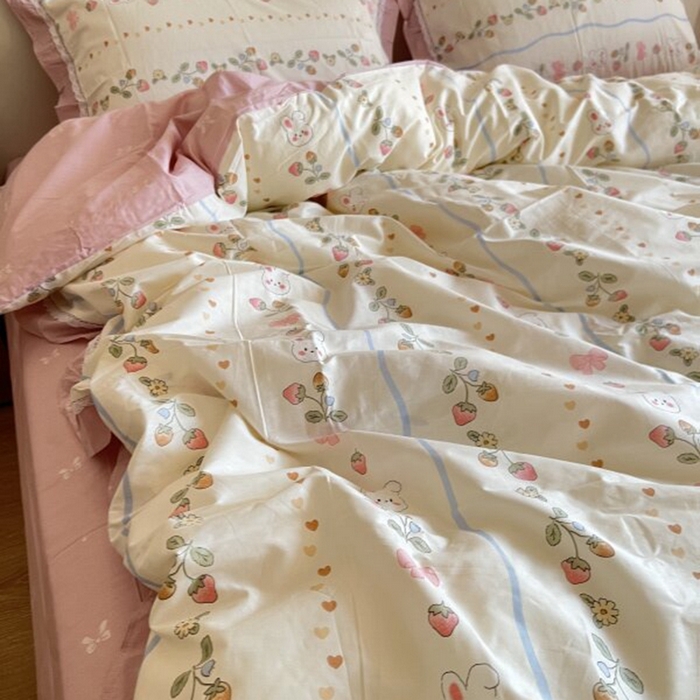 91家纺网 家纺一手货源 找家纺 棉生活家纺 2025新款全棉小清新花边款蕾丝四件套 花野兔