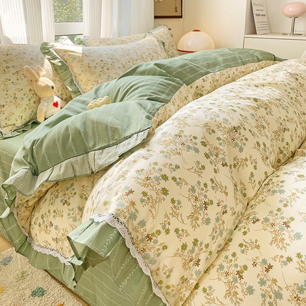 91家纺网 家纺一手货源 找家纺 棉生活家纺 2025新款全棉小清新花边款蕾丝四件套 游花间