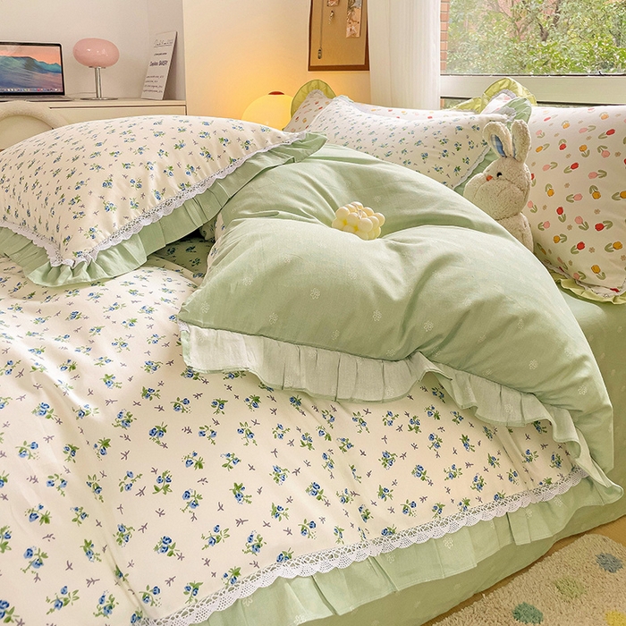 91家纺网 家纺一手货源 找家纺 棉生活家纺 2025新款全棉小清新花边款蕾丝四件套 花海小兔